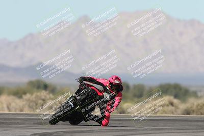 media/Jan-15-2026-Racers Edge (Thu) [[dfebeb70ab]]/2-A Group/Session 3 (Turn 16)/